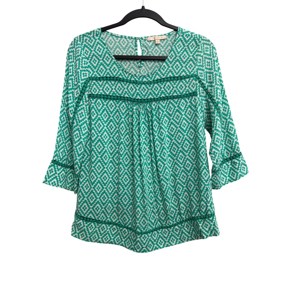 Skies Are Blue Green White Geometric Diamond Crochet Trim Blouse XS 33769 Flaw